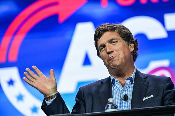 How Much is Tucker Carlson Net Worth? Age, Family, and Height